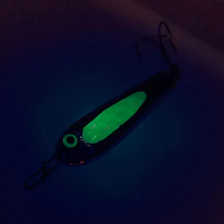 Vintage Bass Pro Shops, 1oz Nickel / Green fishing spoon #10113