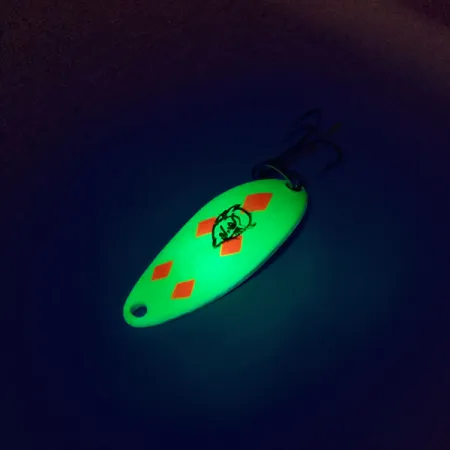 Eppinger Dardevle Devle Dog 5200 UV, 1/4oz Yellow / Red / Nickel fishing spoon #10162