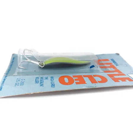 Seneca Little Cleo (Hula Girl) UV, 1/2oz Nickel / Green fishing spoon #10981