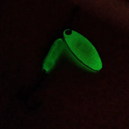 Vintage Yakima Bait Worden’s Original Rooster Tail Glow, 1/8oz White Glow (Glow in Dark) / Green spinning lure #11098