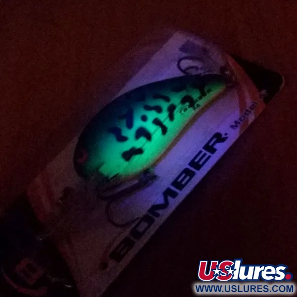   Bomber model 6A UV, 2/5oz Fire Tiger fishing lure #13188