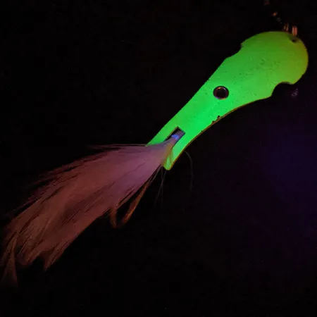 ​Panther Martin Zig Zag con Penna UV, 3/5oz Chartreuse fishing spoon #13407