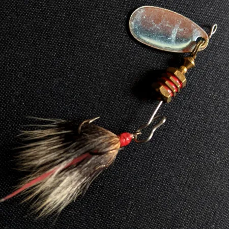 Vintage Mepps Comet 1 Dressed (squirrel tail), 1/8oz White / Silver spinning lure #14256