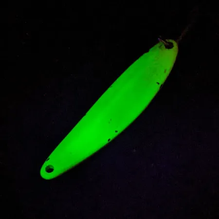 Vintage Bay de Noc Swedish pimple #6 UV, 1/2oz Chartreuse fishing spoon #14309