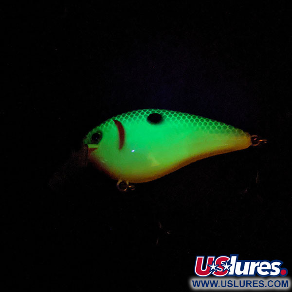 Vintage   Strike King square bill UV, 2/5oz Chartreuse fishing lure #14607