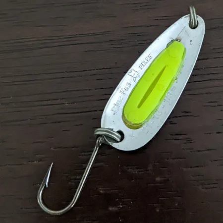 Vintage Blue Fox Pixee UV, 1/8oz Nickel / Yellow fishing spoon #16170