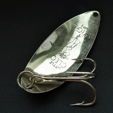 Vintage Seneca Little Cleo (Hula Girl) Troll, 1/4oz Red/White/Nickel fishing spoon #16601