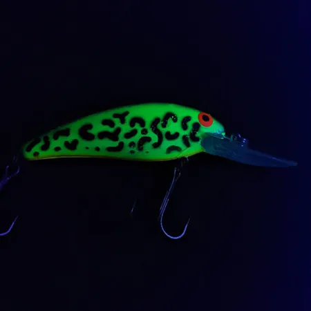 Vintage Bomber model 7A baby striper UV, 1/2oz Fire Tiger fishing lure #16641