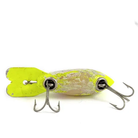 Vintage Bomber 300 series , 1/3oz Yellow fishing lure #17847