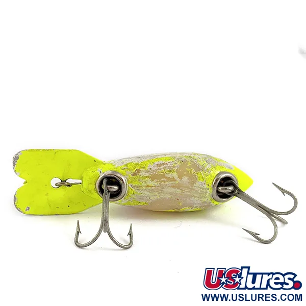Vintage   Bomber 300 series , 1/3oz Yellow fishing lure #17847