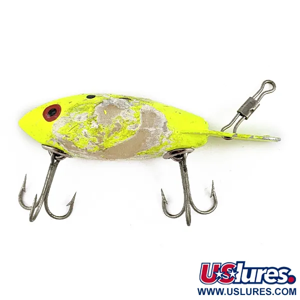 Vintage   Bomber 300 series , 1/3oz Yellow fishing lure #17847