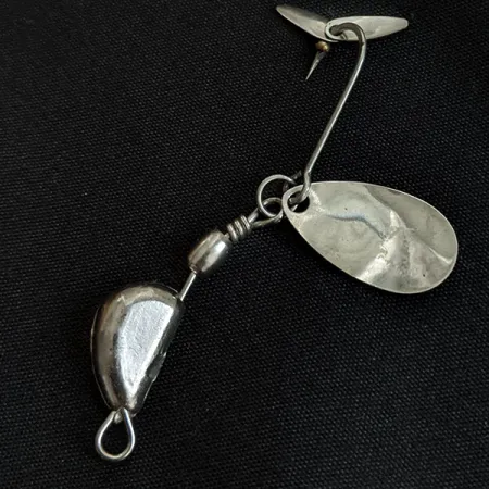 Vintage Hildebrandt Spinners  Hildebrandt's Gold Nugget Twin Spin, 3/16oz Nickel spinning lure #17919