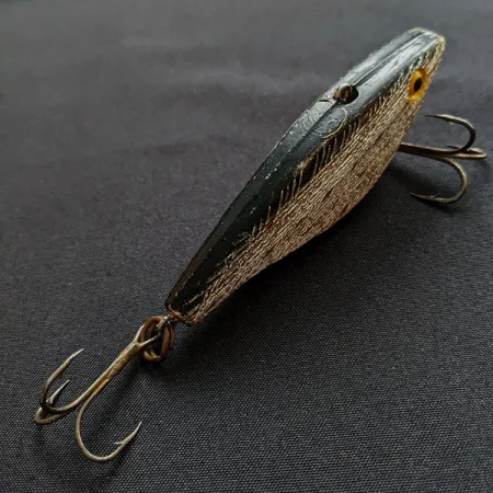 Vintage Rebel Racket Shad, 1/2oz silver fishing lure #18142