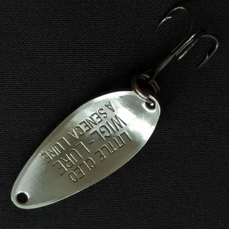 Vintage Seneca Little Cleo, 1/4oz nickel/red fishing spoon #18546
