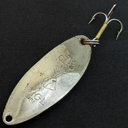 Vintage Seneca Little Cleo (Hula Girl), 1/2oz pearl fishing spoon #18601