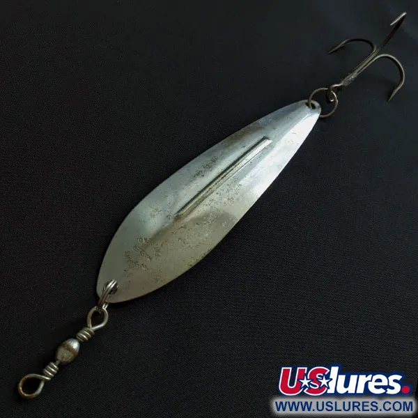 Vintage Williams Whitefish C80, 1oz silver fishing spoon #19015
