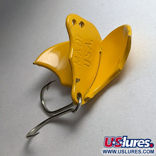 Vintage Harrison Industries Baby Bat, 3/16oz yellow fishing spoon