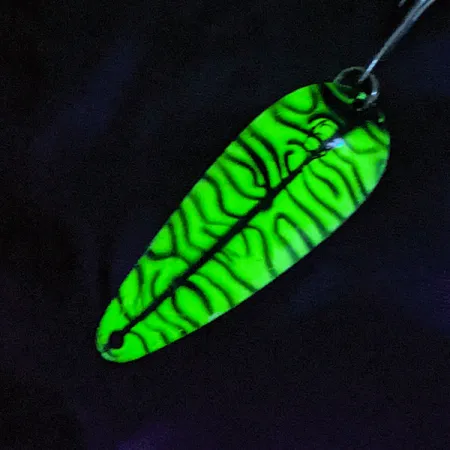 Vintage Eppinger Dardevle  Imp UV, 2/5oz mackerel fishing spoon #19377