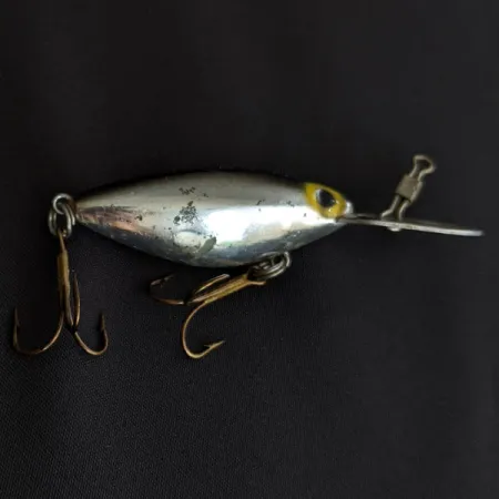 Vintage Storm Hot'N Tot Thin Fin, 1/4oz silver fishing lure #19414