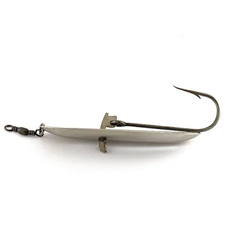 Vintage Knowles Automatic Striker #7, 2 1/2oz nickel fishing spoon #19610