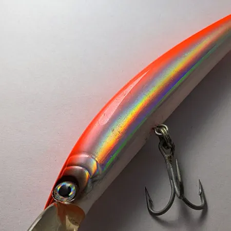 Vintage Yo-Zuri/Duel Yo-Zuri Crystal Minnow Deep Diver Floating 110, 3/5oz PK Fluorescent Pink fishing lure #19637