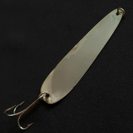 Vintage Sutton Spoon 22, 1/8oz silver fishing spoon #19714