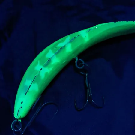 Vintage Yakima Bait FlatFish T55, 1oz сhartreuse UV fishing lure #19794