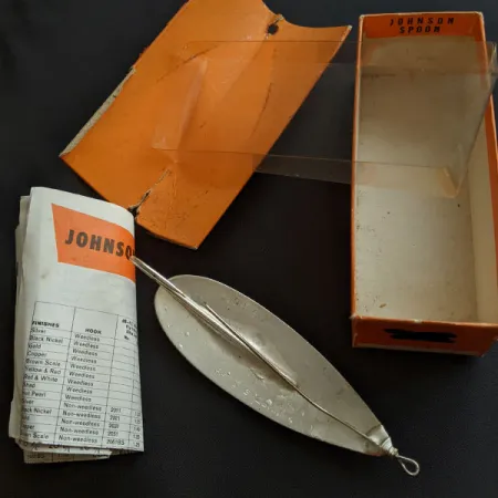 Johnson Silver Minnow 1410 (1950s), 1oz silver fishing spoon #19878