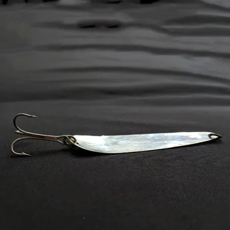 Vintage Sutton Spoon 22, 1/8oz silver fishing spoon #20252