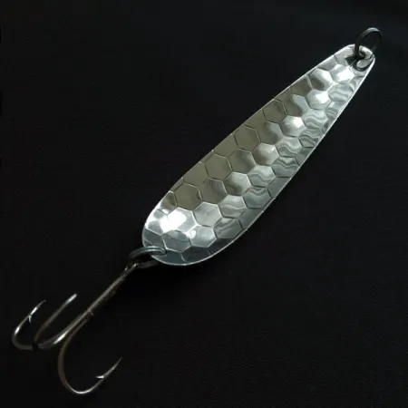 Vintage Len Thompson NK 28, 1/2oz silver fishing spoon #20457