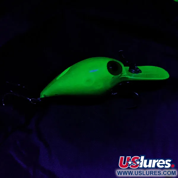 Vintage    Storm Magnum Wiggle Wart UV (Pre Rapala), 3/4oz green fishing lure #20490