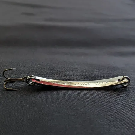 Vintage Yakima Bait Skiny-miny, 1/8oz nickel/red fishing spoon #20510
