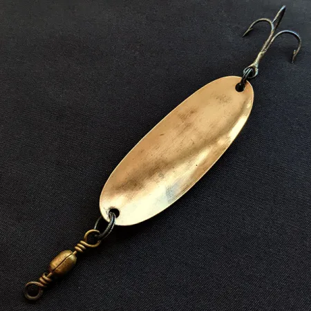 Vintage Pflueger Scamper, 2/5oz brass fishing spoon #20513