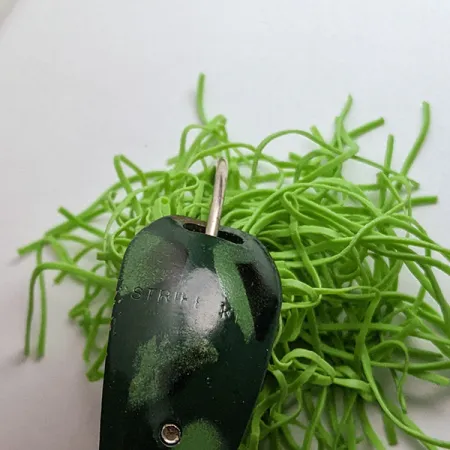 Vintage Strike King Timber King, 2/5oz green fishing spoon #20554