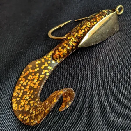 Vintage Big Fish Tackle Bait-Cradle, 1/4oz gold fishing spoon #20624
