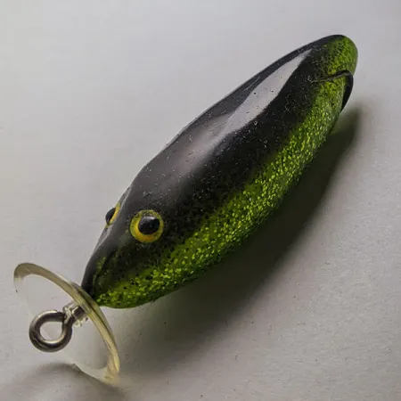 Vintage Mann's Bait  Vintage Mann’s Spitting Shad Weedless ​ Frog  , 1/4oz green glitter fishing lure #20689