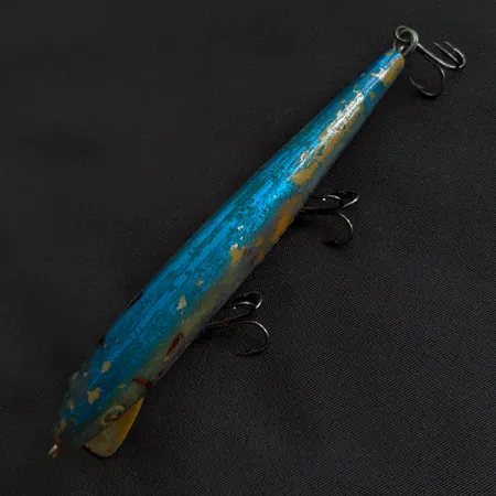 Vintage Cotton Cordell Red Fin, 1/3oz fishing lure #20878