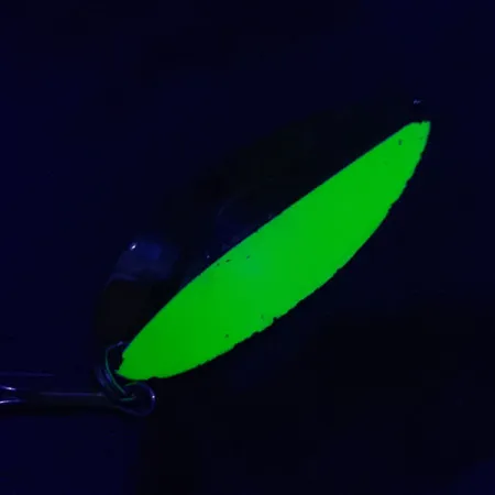 Vintage Seneca Little Cleo (Hula Girl) UV, 1/2oz nickel/green UV fishing spoon #21019