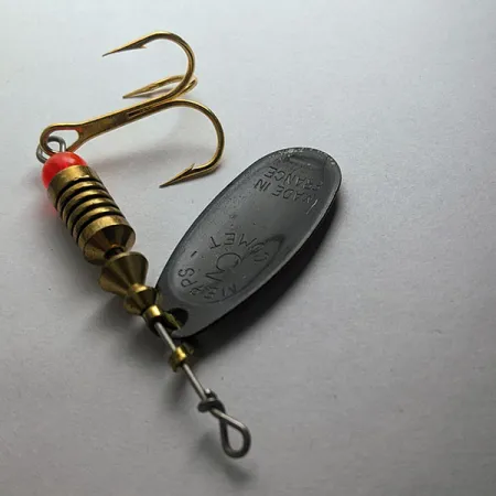 Vintage Mepps Black Fury 3, 1/4oz black/red spinning lure #21049