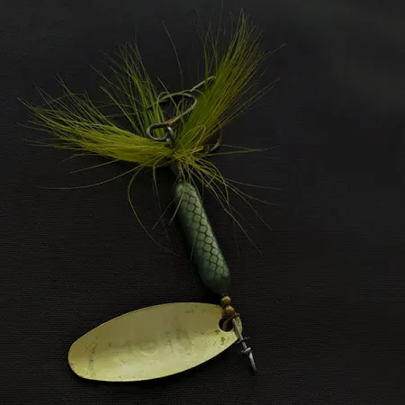 Vintage Yakima Bait Worden’s Original Rooster Tail, 1/4oz gold/green spinning lure #21098