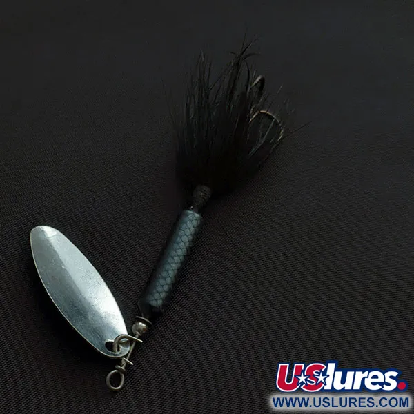 Vintage  Yakima Bait Worden’s Original Rooster Tail, 1/4oz silver/black spinning lure #21114