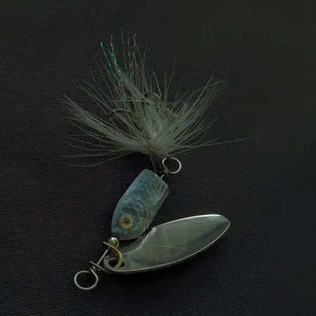Vintage Blue Fox Flash Deep Runner, 3/16oz Blue Shad spinning lure #21116