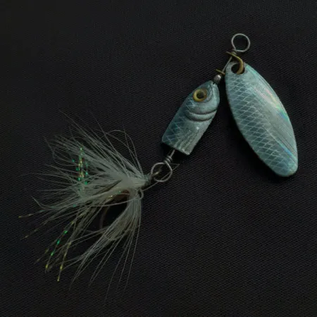 Blue Fox Flash Deep Runner