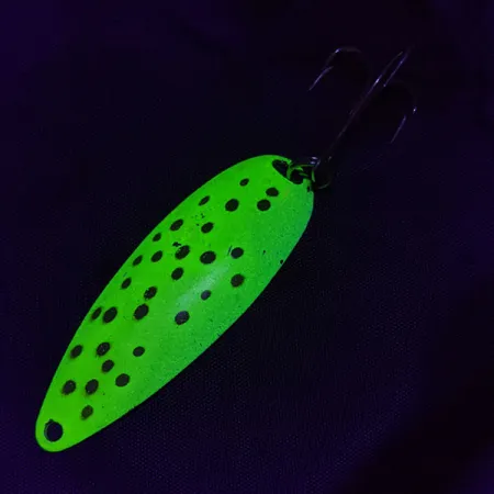 Vintage Johnson Sprite, 3/5oz yellow/nickel fishing spoon #21185