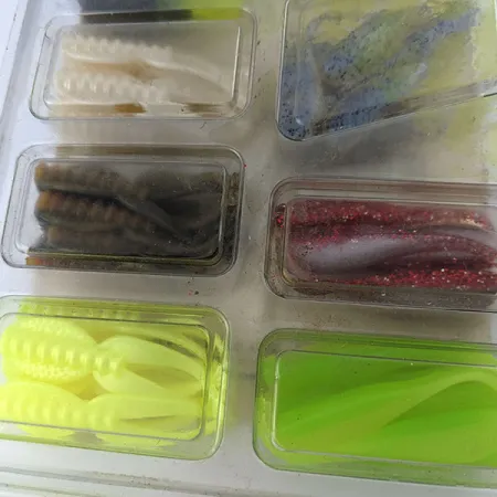 Vintage Bass Pro Shops Tournament Series 80 ps, green/pearl/brown/red/blue fishing #21201