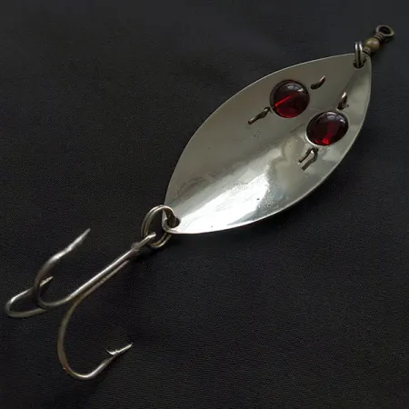 Vintage Dominion 53, 3/4oz fishing spoon #21308