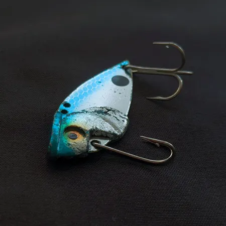 Vintage Cotton Cordell Gay Blade, 2/5oz nickel/blue fishing #21596