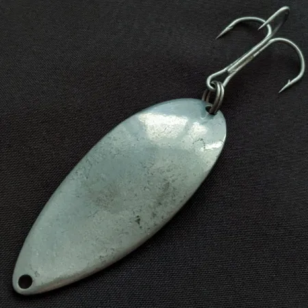 Vintage Seneca Little Cleo (Hula Girl), 3/4oz tinned silver fishing spoon #21625