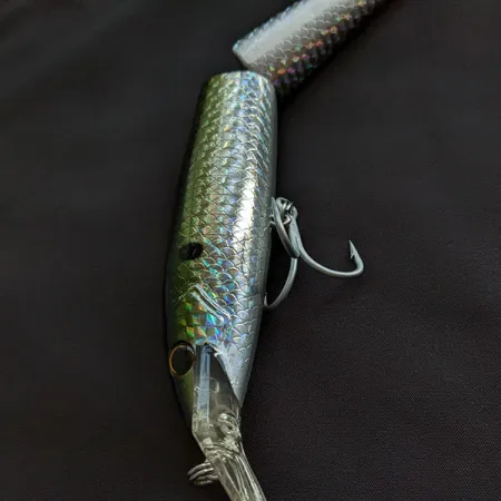 Vintage Other Geologic Jointed Minnow J200AL , 1 3/4oz fishing lure #21674
