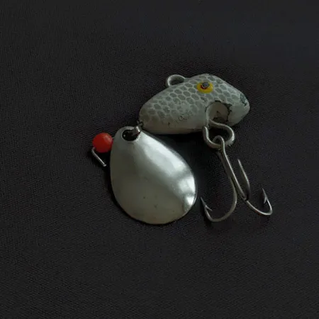 Vintage Chas M Six Tackle Little Suzy tail spinner, 3/5oz fishing #21918